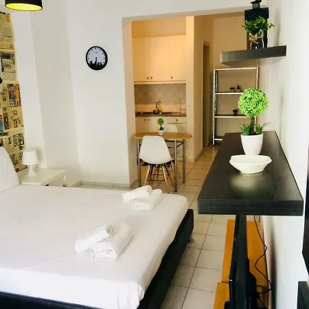 Korona βeach αpartments Rethymno (Crete)